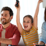 Akıllı Taşınabilir Projeksiyon Cihazlarıyla Sinema Keyfini Evinize Taşıyın